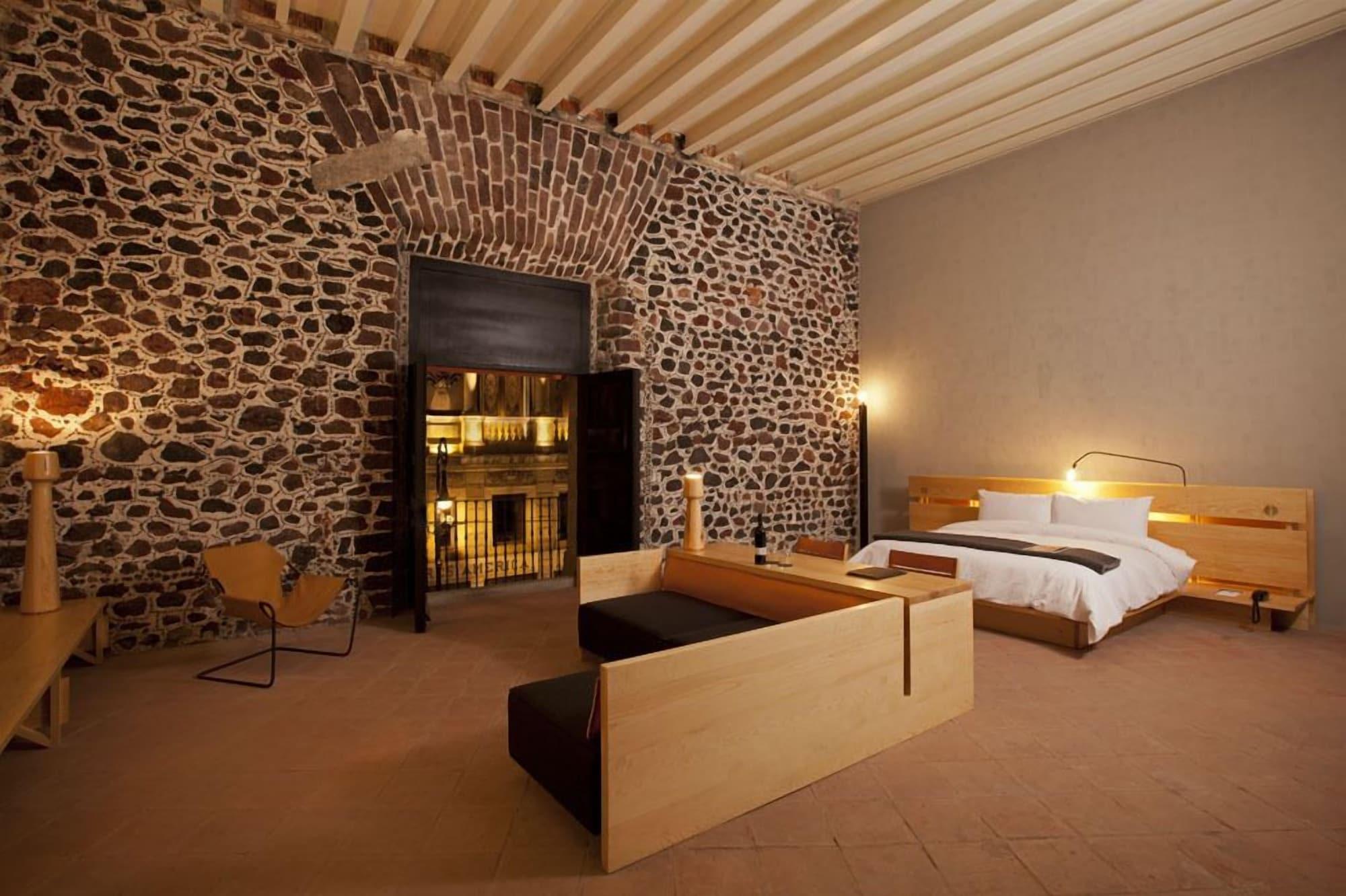 Downtown Hotel